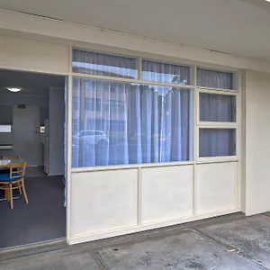Apartment Glenelg Oasis